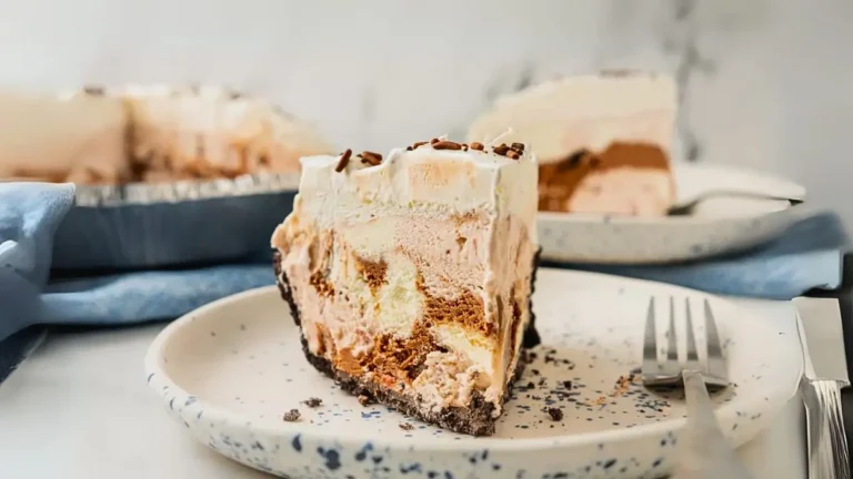 Easy Ice Cream Pie Recipe
